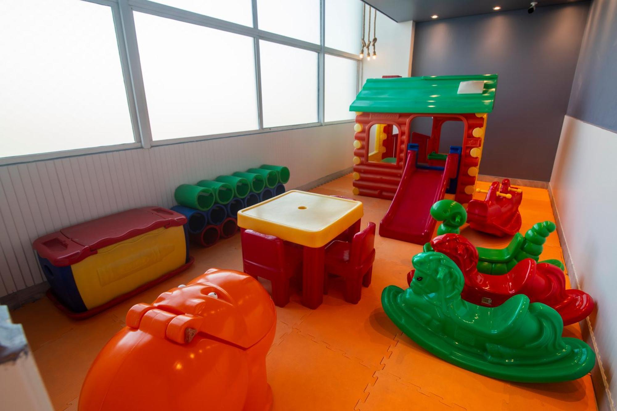 Seara Praia Hotel Fortaleza  Eksteriør billede A playroom at a hospital in Japan